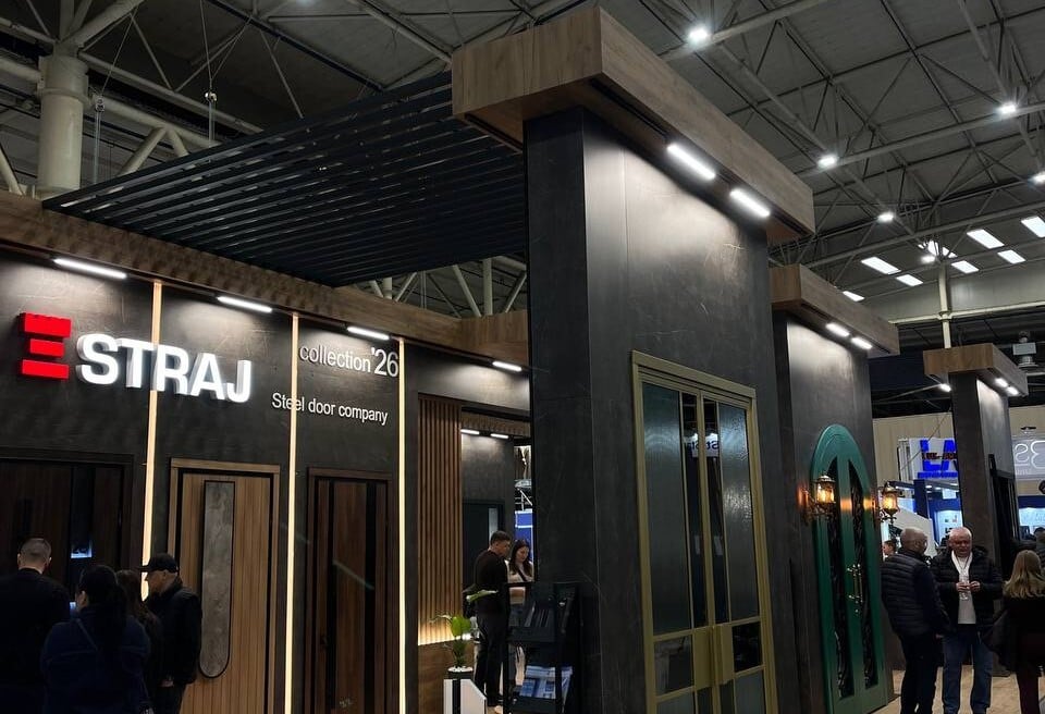 photo_5319191690885142182_y-1